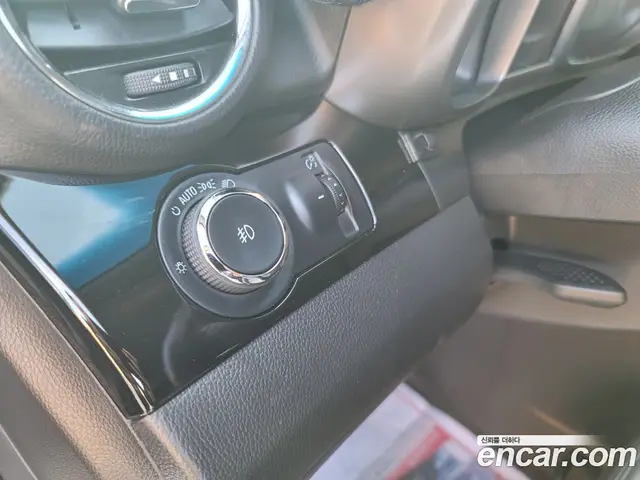 Chevrolet Orlando 2011 2.0 автомат (гидро), миниатюра 11