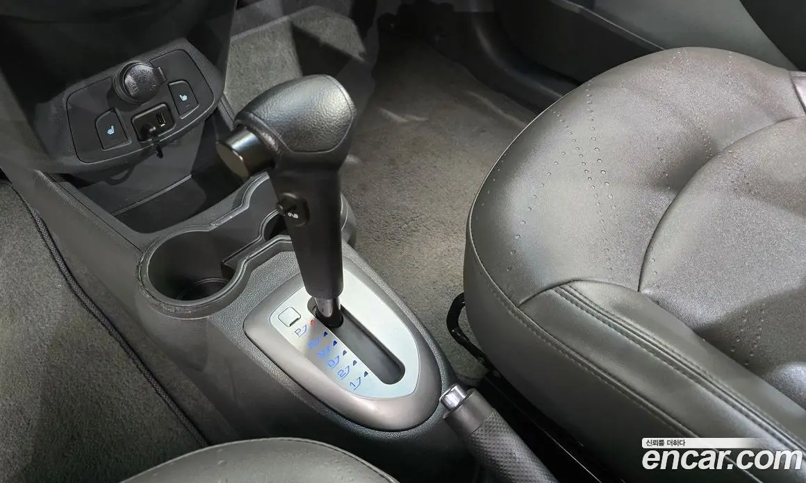 Chevrolet Spark 2013 1.0 автомат (гидро), фото 9