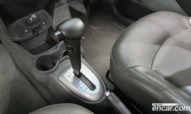 Chevrolet Spark 2013 1.0 автомат (гидро), миниатюра 9