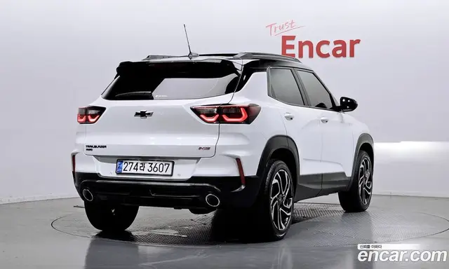 Chevrolet TrailBlazer 2023 1.3 автомат (гидро), миниатюра 2