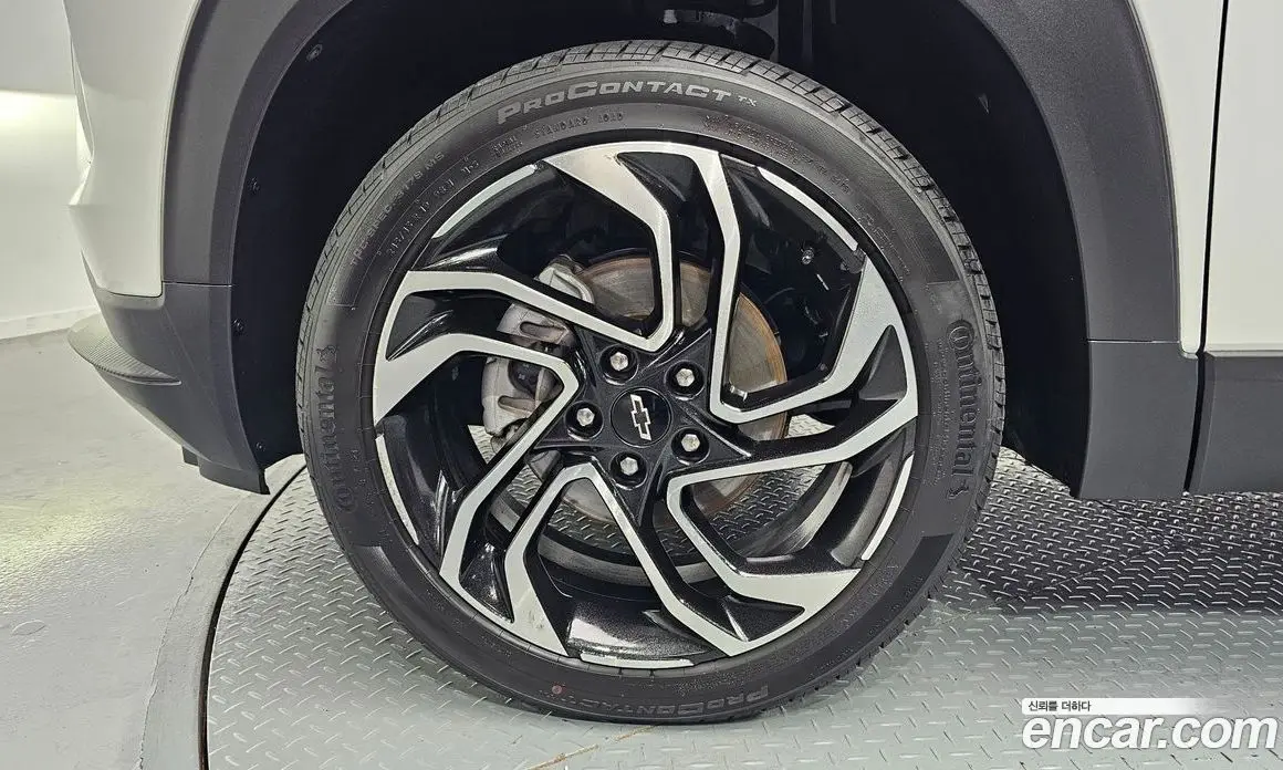Chevrolet TrailBlazer 2023 1.3 автомат (гидро), фото 5