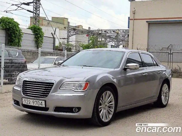 Chrysler 300C, 2011, 158 312 км