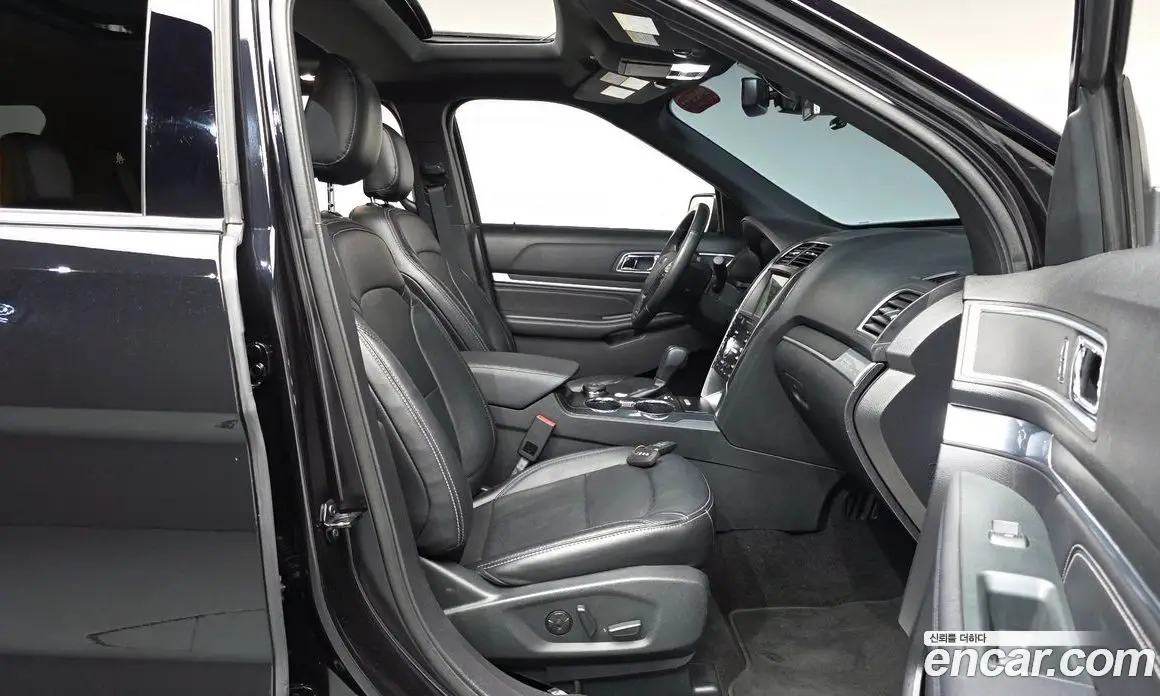 Ford Explorer 2019 2.3 автомат (гидро), фото 15