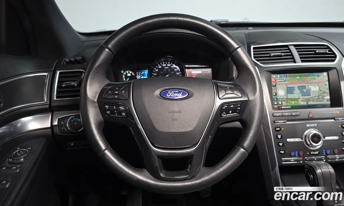 Ford Explorer 2019 2.3 автомат (гидро), фото 17