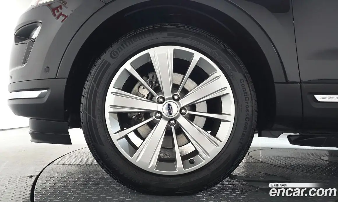 Ford Explorer 2019 2.3 автомат (гидро), фото 4