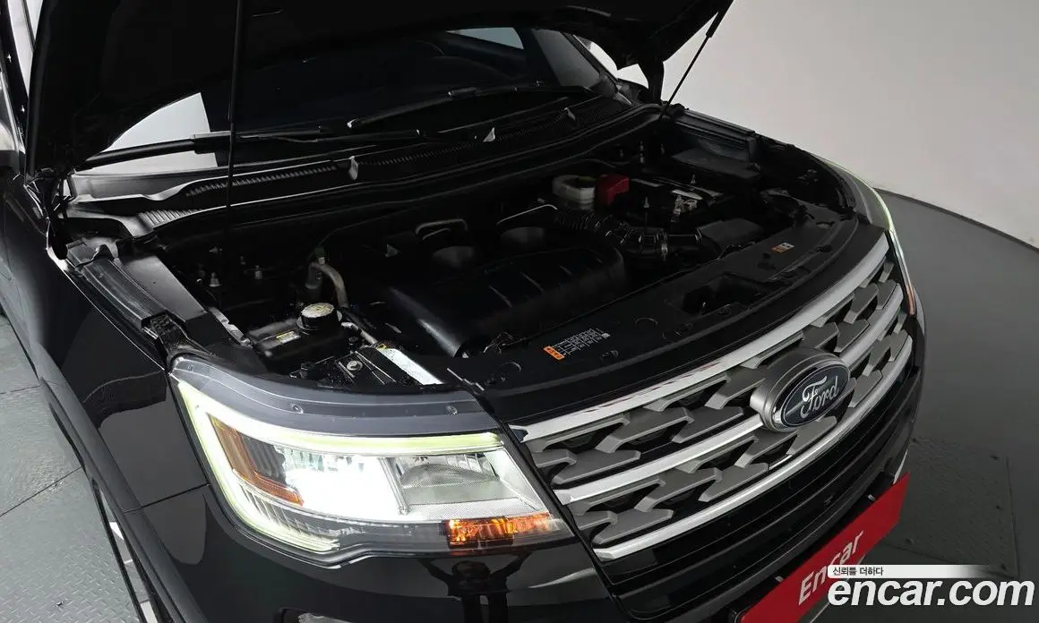 Ford Explorer 2019 2.3 автомат (гидро), фото 5