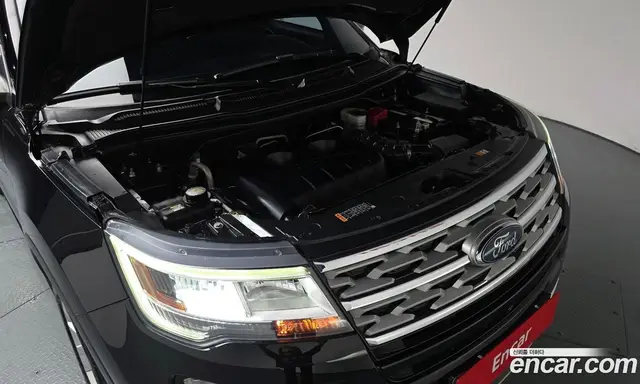 Ford Explorer 2019 2.3 автомат (гидро), миниатюра 5
