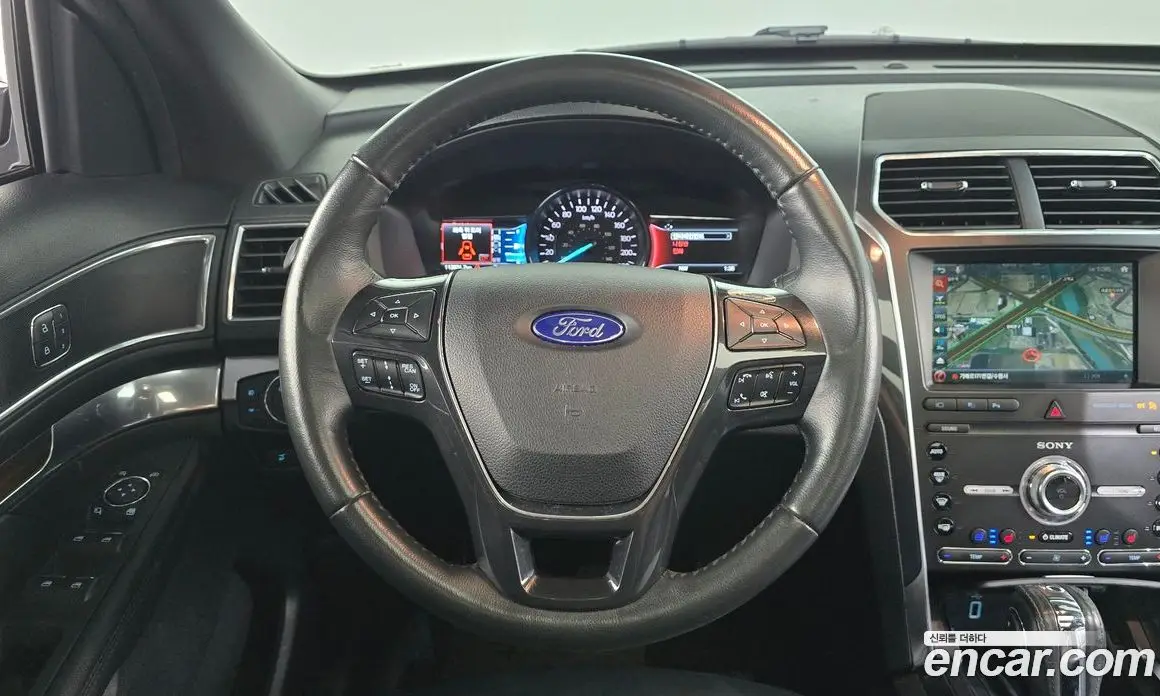 Ford Explorer 2019 2.3 автомат (гидро), фото 14