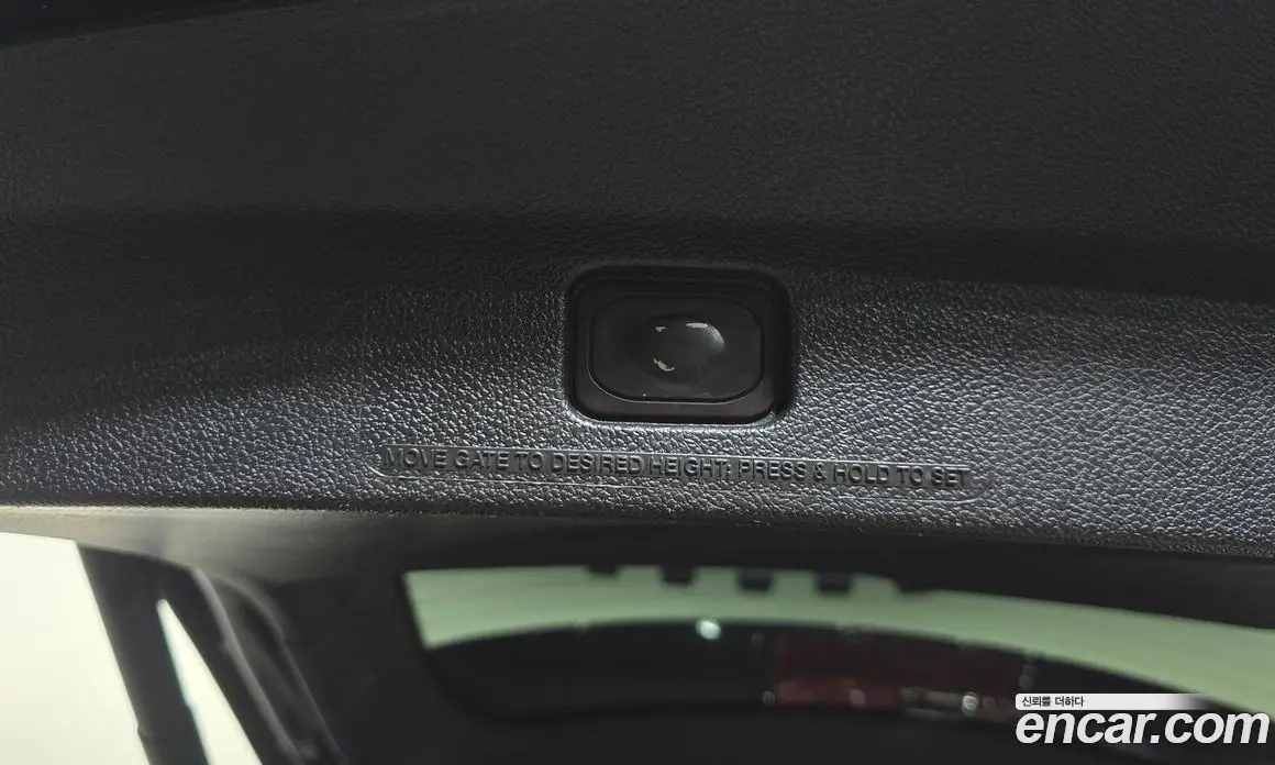 Ford Explorer 2019 2.3 автомат (гидро), фото 17