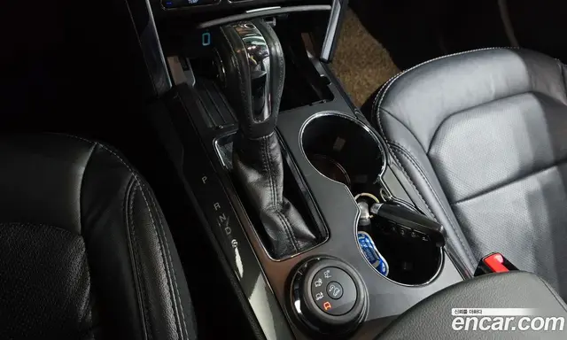 Ford Explorer 2019 2.3 автомат (гидро), миниатюра 9