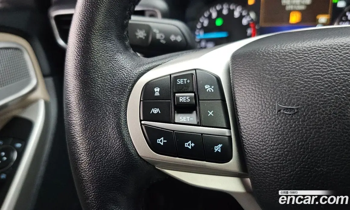Ford Explorer 2022 2.3 автомат (гидро), фото 15