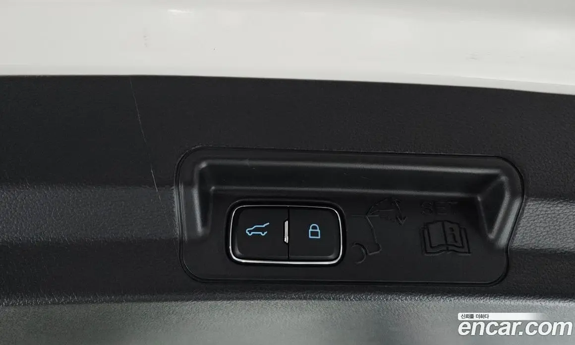 Ford Explorer 2022 2.3 автомат (гидро), фото 16