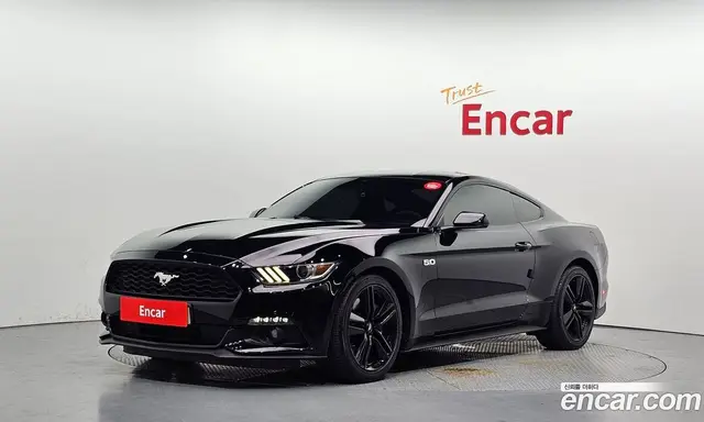 Ford Mustang 2017 2.3 автомат (гидро), миниатюра 1