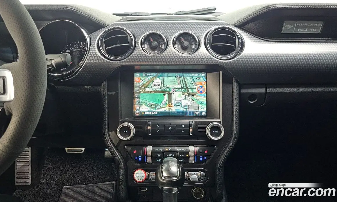 Ford Mustang 2017 2.3 автомат (гидро), фото 12