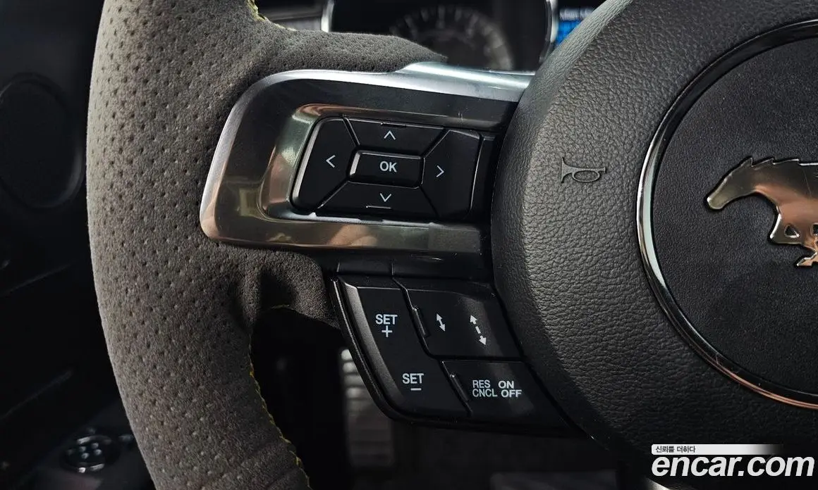 Ford Mustang 2017 2.3 автомат (гидро), фото 14