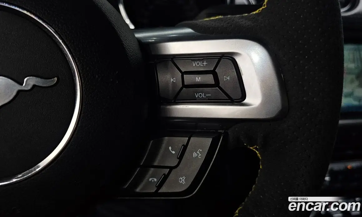 Ford Mustang 2017 2.3 автомат (гидро), фото 15