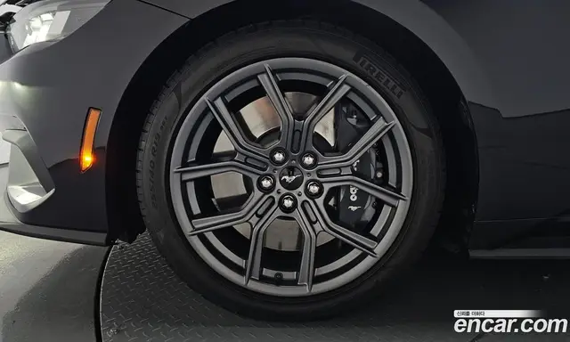 Ford Mustang 2024 2.3 автомат (гидро), миниатюра 5