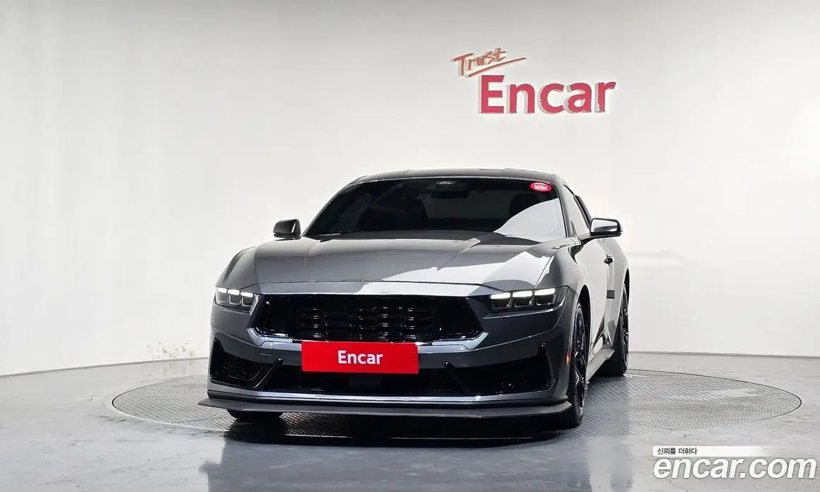 Ford Mustang 2024 2.3 автомат (гидро), фото 3
