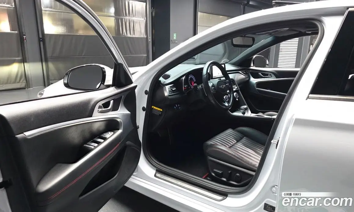 Genesis G70 2018 2.0 автомат (гидро), фото 13
