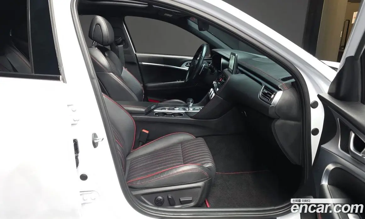 Genesis G70 2018 2.0 автомат (гидро), фото 17