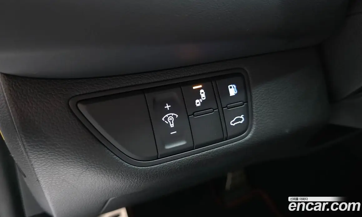 Genesis G70 2018 2.0 автомат (гидро), фото 23