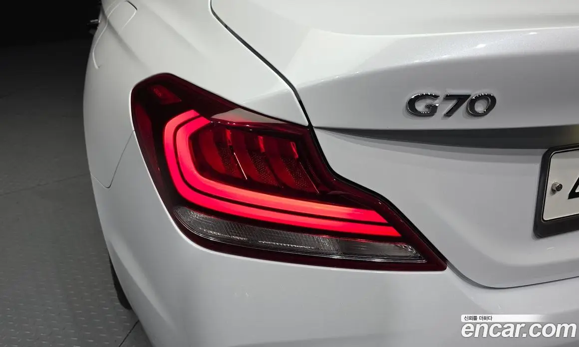 Genesis G70 2018 2.0 автомат (гидро), фото 9