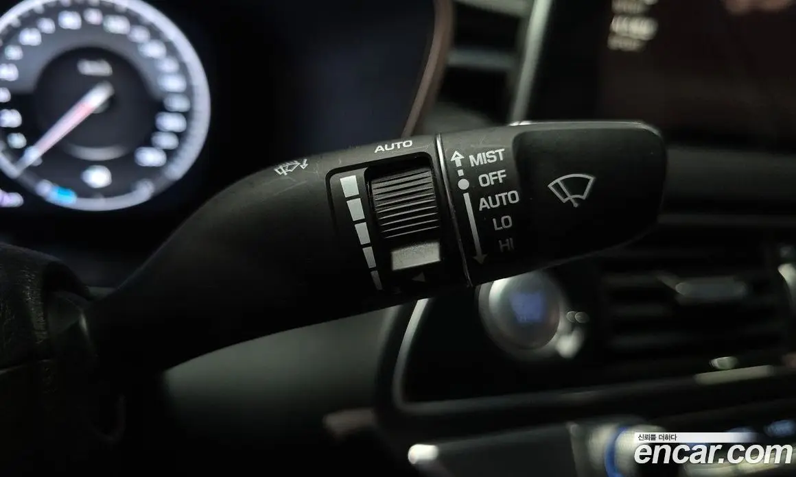 Genesis G70 2019 3.3 автомат (гидро), фото 30