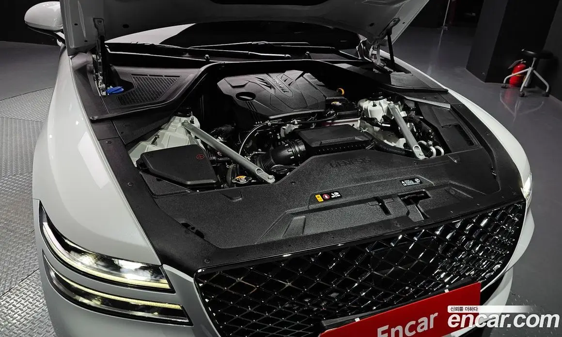 Genesis G80 2023 2.5 автомат (гидро), фото 6
