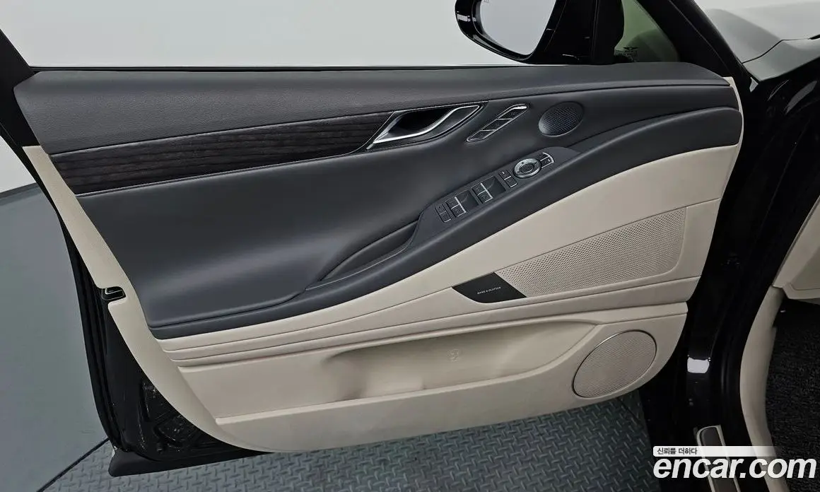 Genesis G80 2025 2.5 автомат (гидро), фото 13