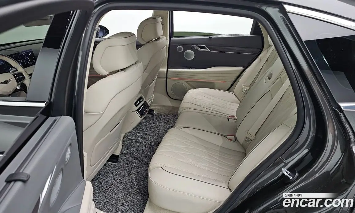 Genesis G80 2025 2.5 автомат (гидро), фото 17