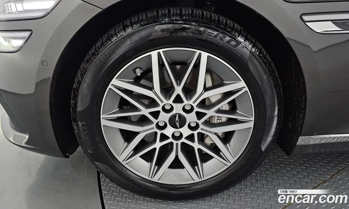 Genesis G80 2025 2.5 автомат (гидро), фото 4