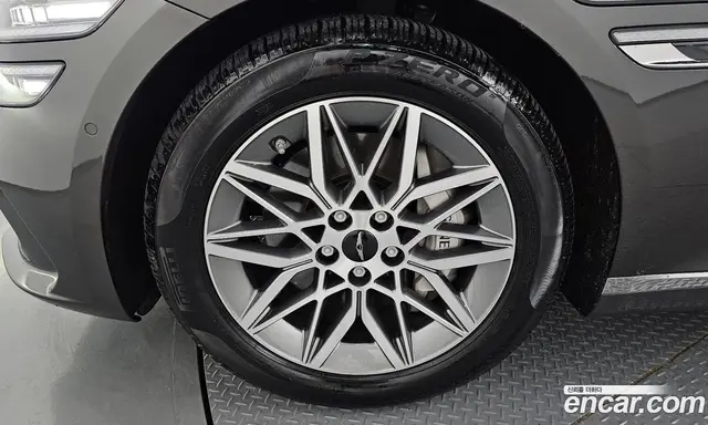 Genesis G80 2025 2.5 автомат (гидро), миниатюра 4
