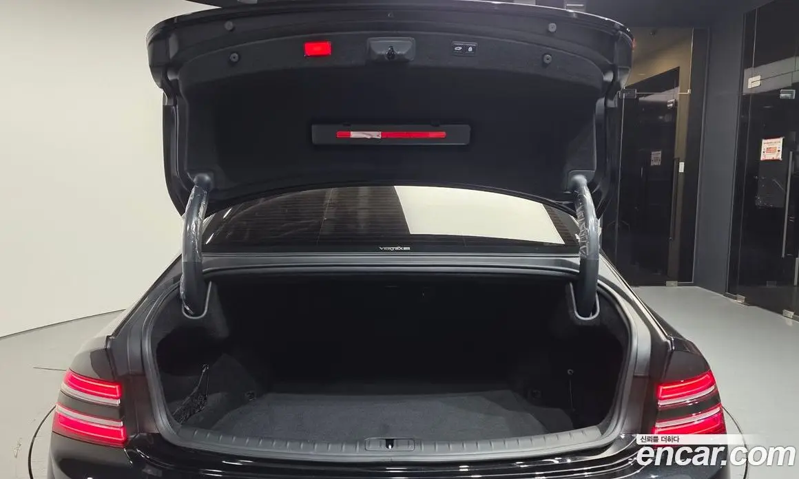 Genesis G80 2026 2.5 автомат (гидро), фото 26
