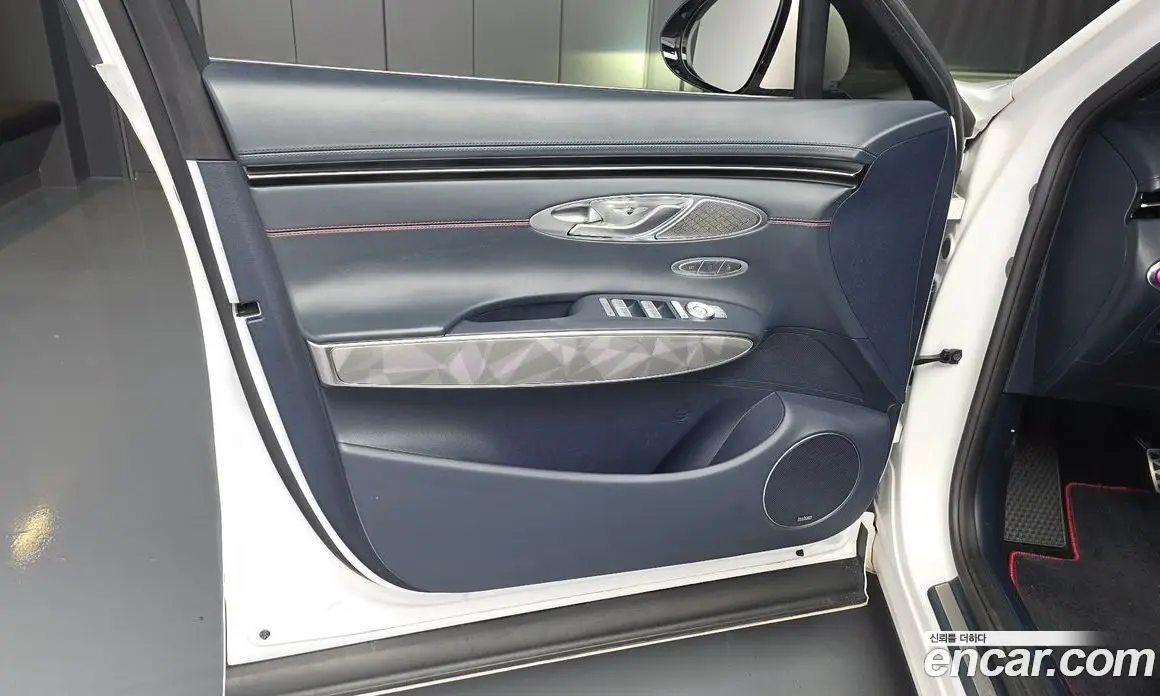 Genesis GV70 2021 3.5 автомат (гидро), фото 14