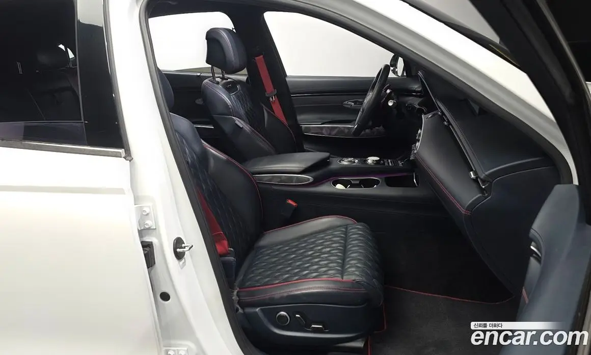 Genesis GV70 2021 3.5 автомат (гидро), фото 16