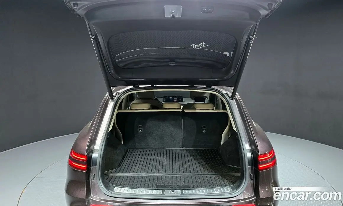 Genesis GV70 2022 2.5 автомат (гидро), фото 20 Genesis GV70 2022 2.5 автомат (гидро), фото 20