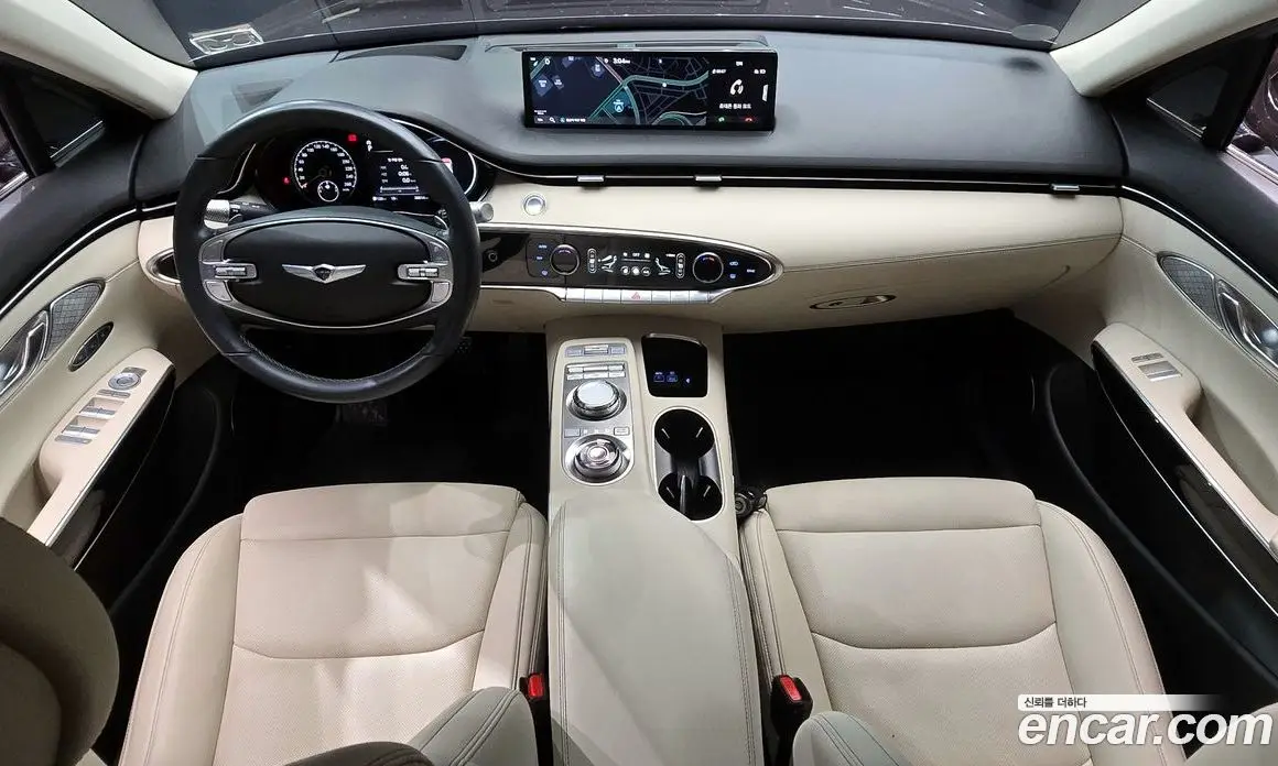 Genesis GV70 2022 2.5 автомат (гидро), фото 7 Genesis GV70 2022 2.5 автомат (гидро), фото 7