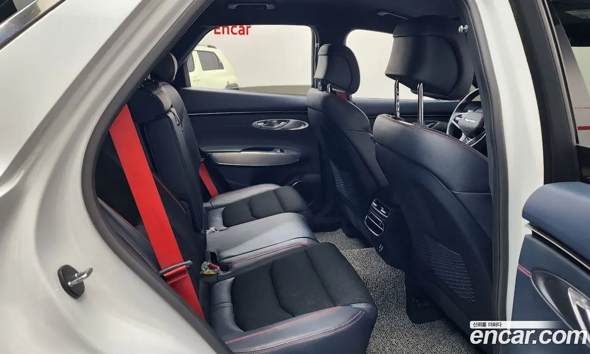 Genesis GV70 2022 2.2 автомат (гидро), фото 11