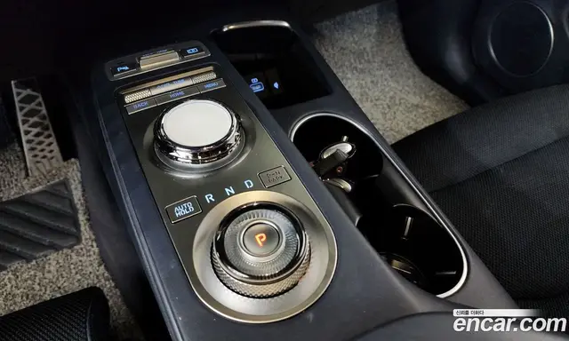 Genesis GV70 2022 2.2 автомат (гидро), миниатюра 9