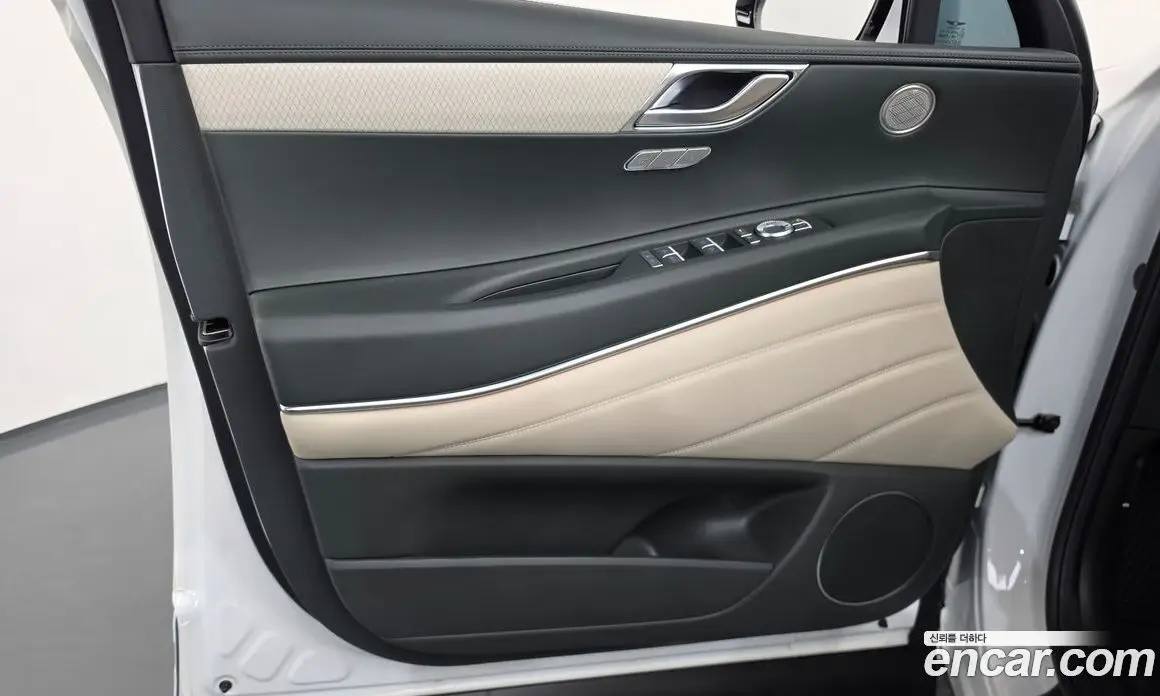 Genesis GV80 2024 2.5 автомат (гидро), фото 14