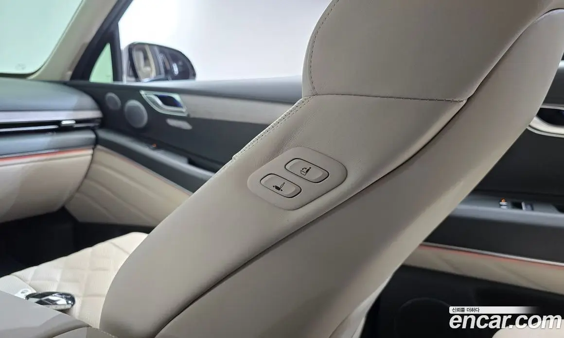 Genesis GV80 2024 2.5 автомат (гидро), фото 27