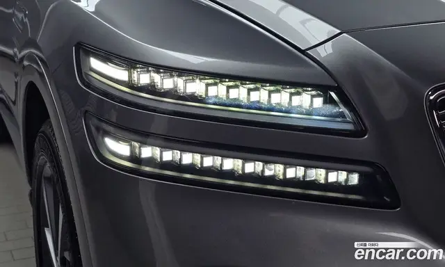 Genesis GV80 2025 2.5 автомат (гидро), миниатюра 7