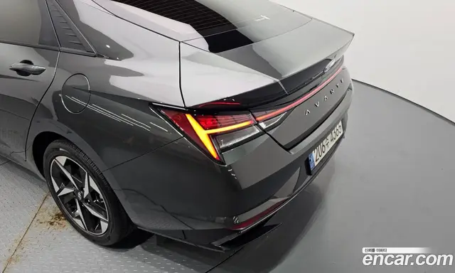 Hyundai Avante 2022 1.6 автомат (гидро), миниатюра 9