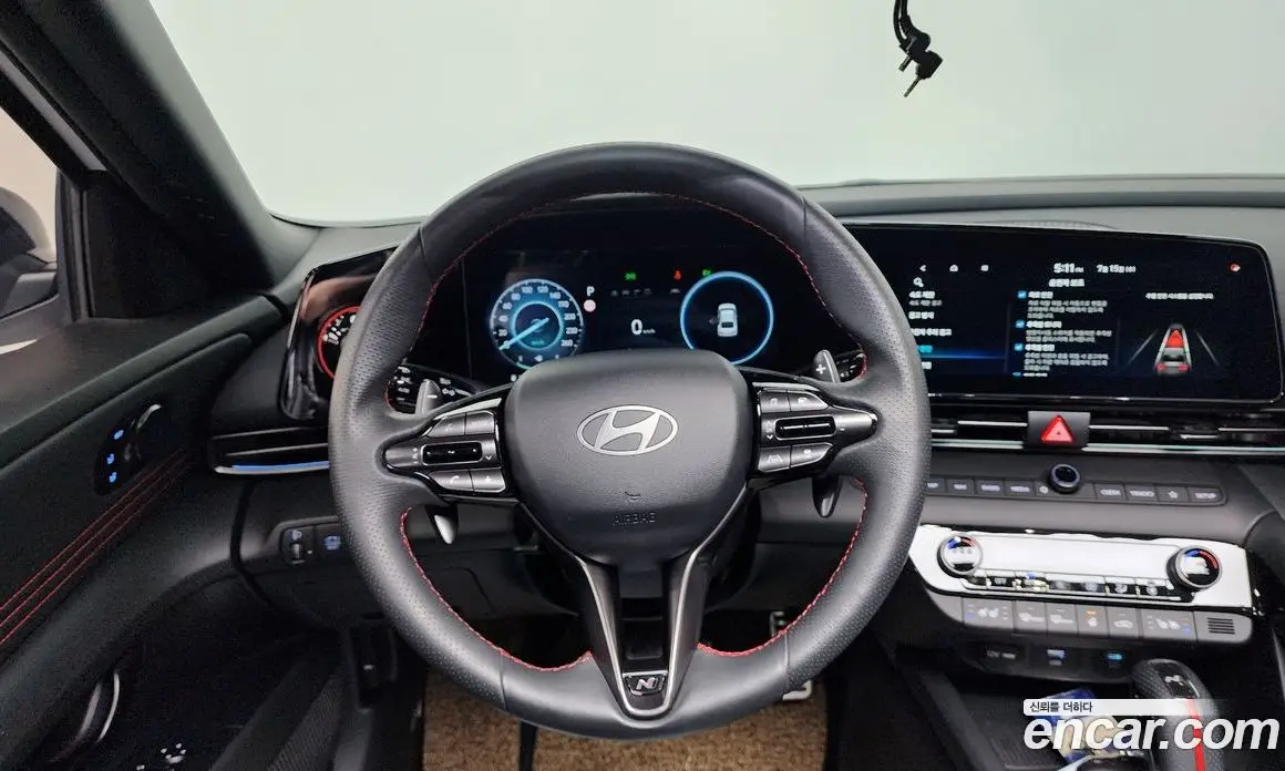 Hyundai Avante 2023 1.6 автомат (гидро), фото 18