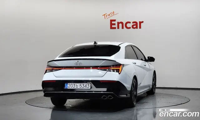 Hyundai Avante 2023 1.6 автомат (гидро), миниатюра 3