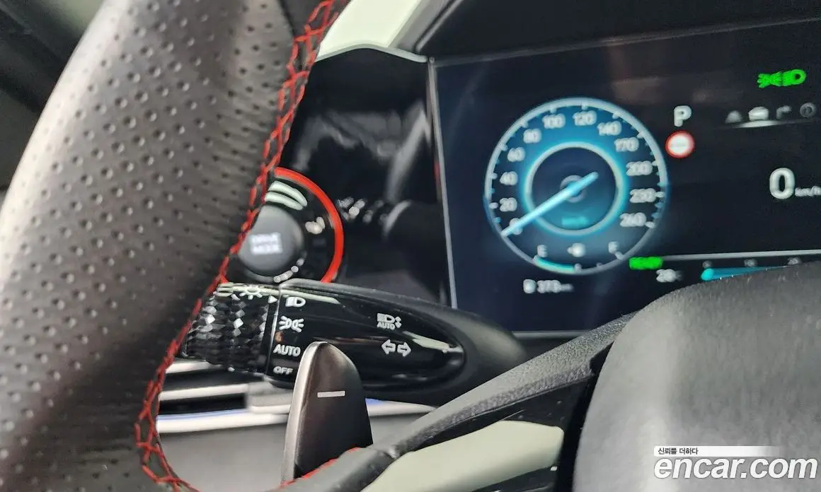 Hyundai Avante 2023 1.6 автомат (гидро), фото 34