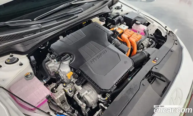 Hyundai Avante 2023 1.6 автомат (гидро), миниатюра 5