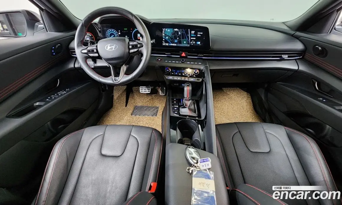 Hyundai Avante 2023 1.6 автомат (гидро), фото 9
