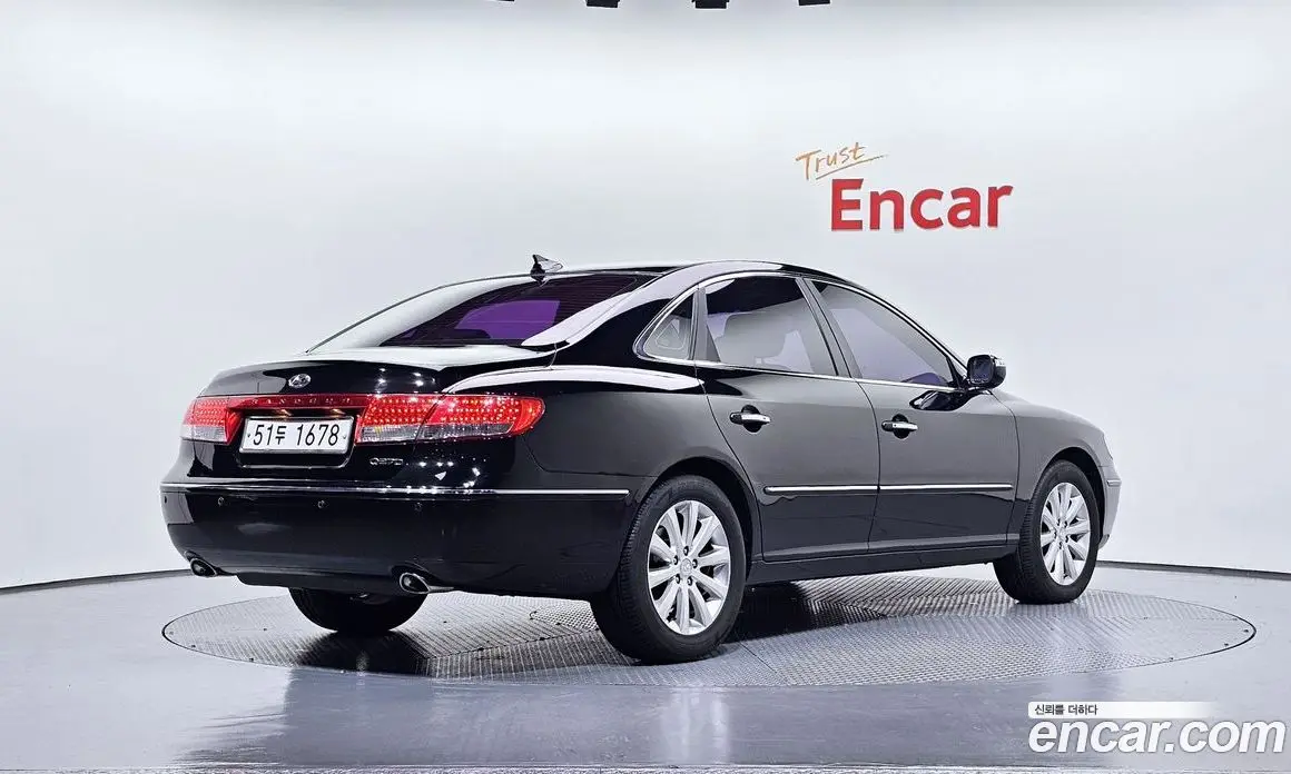 Hyundai Grandeur 2008 2.7 автомат (гидро), фото 2 Hyundai Grandeur 2008 2.7 автомат (гидро), фото 2