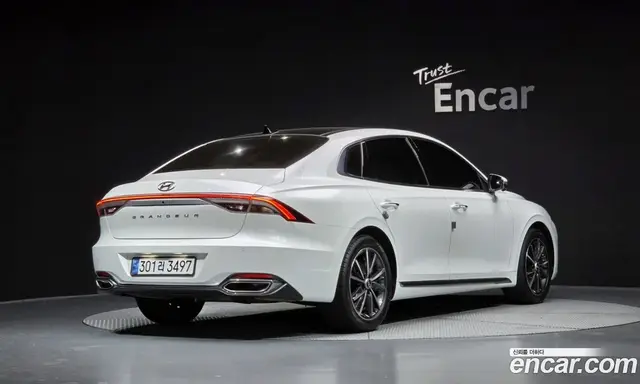 Hyundai Grandeur 2022 2.5 автомат (гидро), миниатюра 2